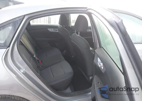 2024 Kia Forte Lxs из США, поврежденный, VIN 3KPF24AD8RE733642